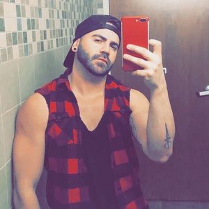 Meet your Posher, Alejandro